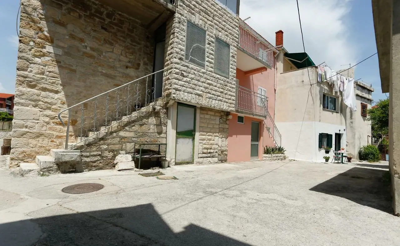 Apartment Sunce Kastela